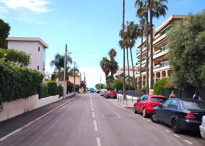 Апартаменты Le California *
